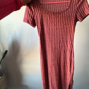 Fashion Nova Orange Midi Dress with Scoop Neck and Short Sleeves for Casual Wear